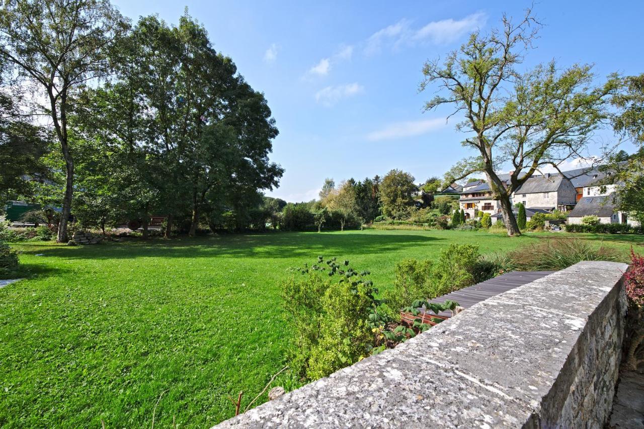 Hotel Le Saint Hadelin Celles  ภายนอก รูปภาพ